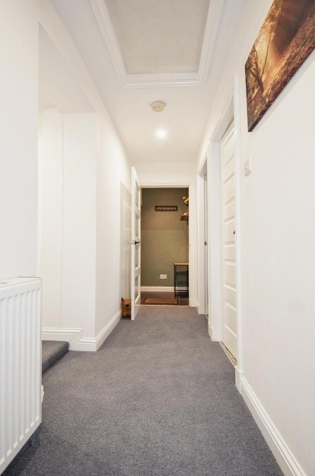 Charming 2 Bedroom Flat In The Heart Of Kirriemuir Bagian luar foto